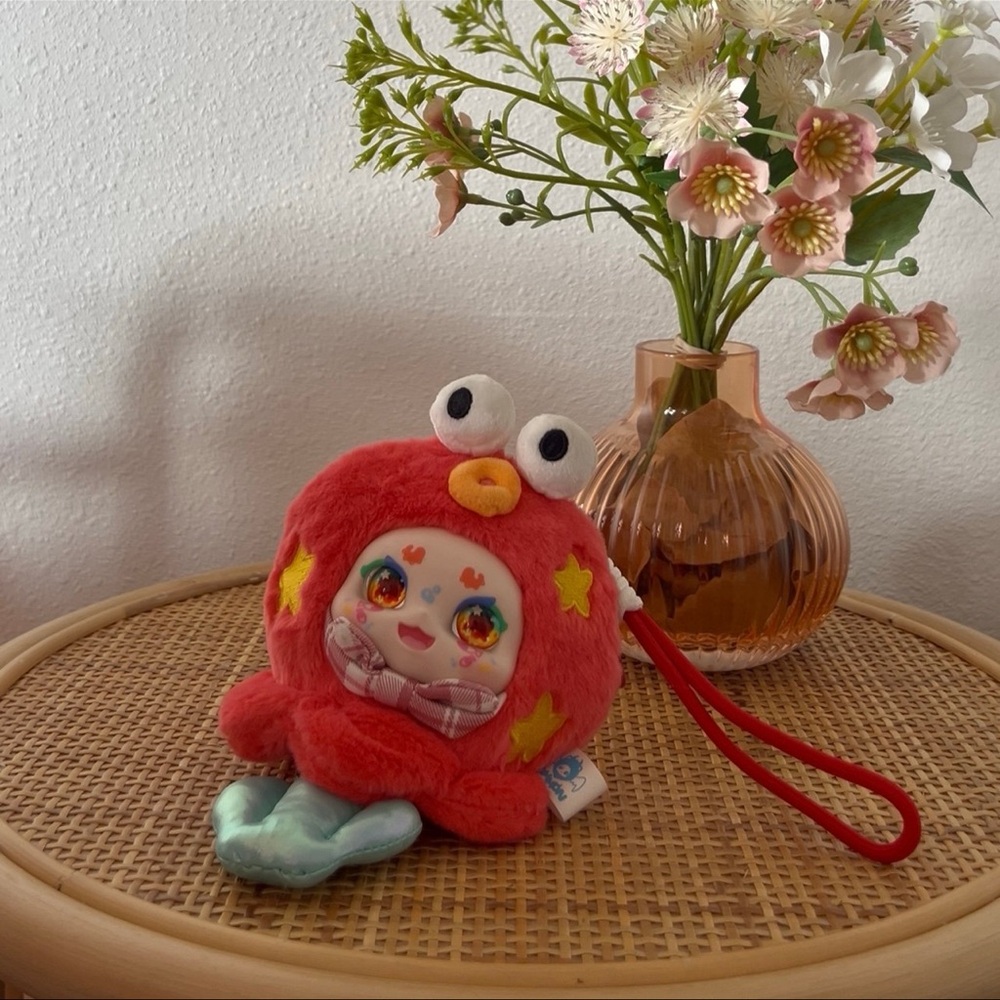 Kimmon the small world - Red Octopus